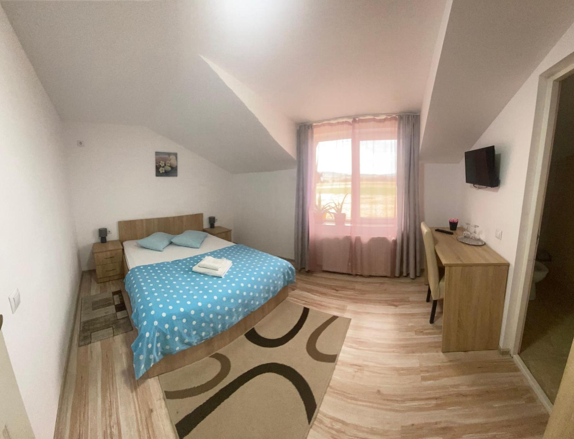 לינה וארוחת בוקר Uriu Casa Soral מראה חיצוני תמונה